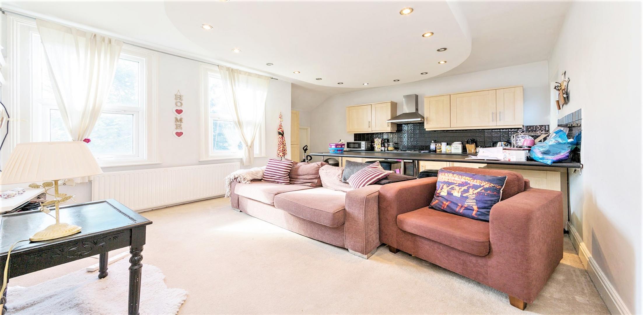 Modern and Central Apartment Constantine Road, Hampstead